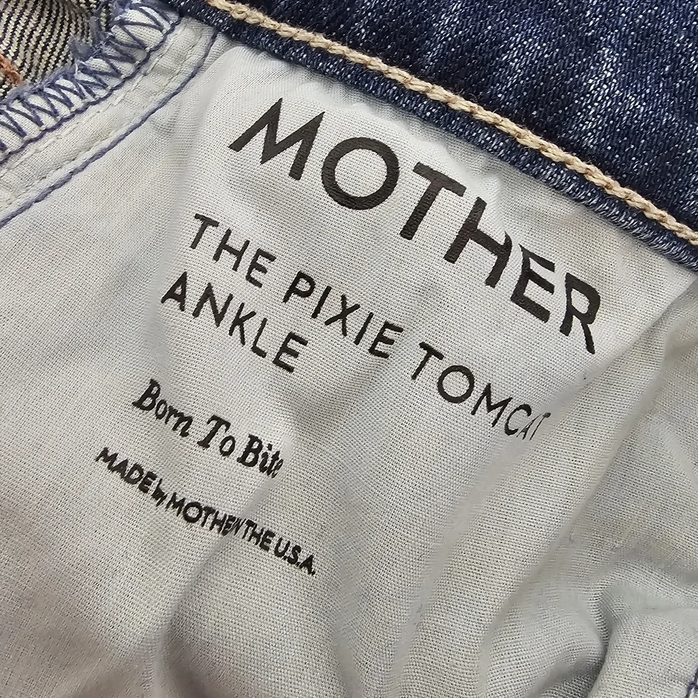 MOTHER‎ Superior The Pixie Tomcat Ankle Distressed Straight Leg Blue Jeans 26